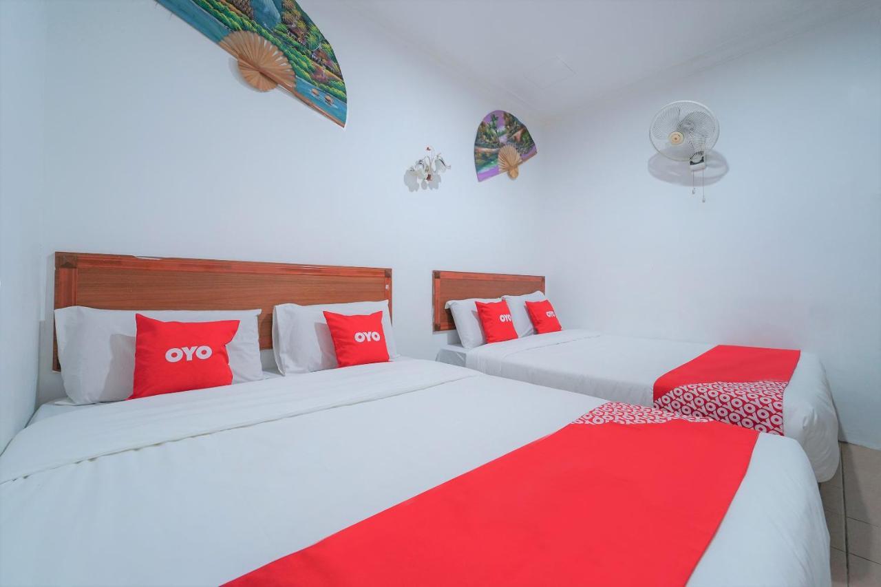 Oyo 89850 Mutiara Motel Куах Екстер'єр фото